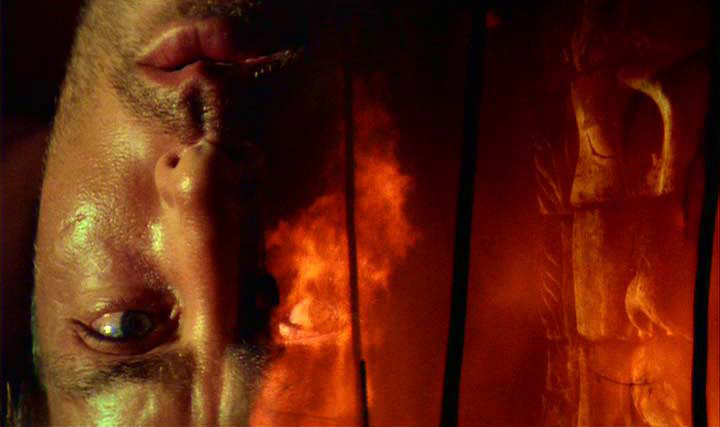 Fig. 6: The 160 sound tracks in Apocalypse Now (1979) paved the way for today’s densely layered and often complex, multi-track films.