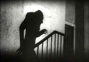 Fig. 4 Vores forestillingsevne er årsag til megen frygt. Måske er fantasien en større trussel end som så, når den giver os mareridt, fordomme og fobier? I det ikoniske billede fra Nosferatu er vampyren selve mørket – vi ser ham kun som sin skygge.