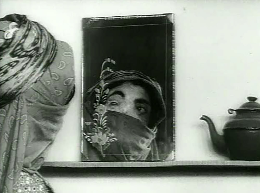 Fig. 4. Forugh Farrokhzad: Huset er sort, 1963.