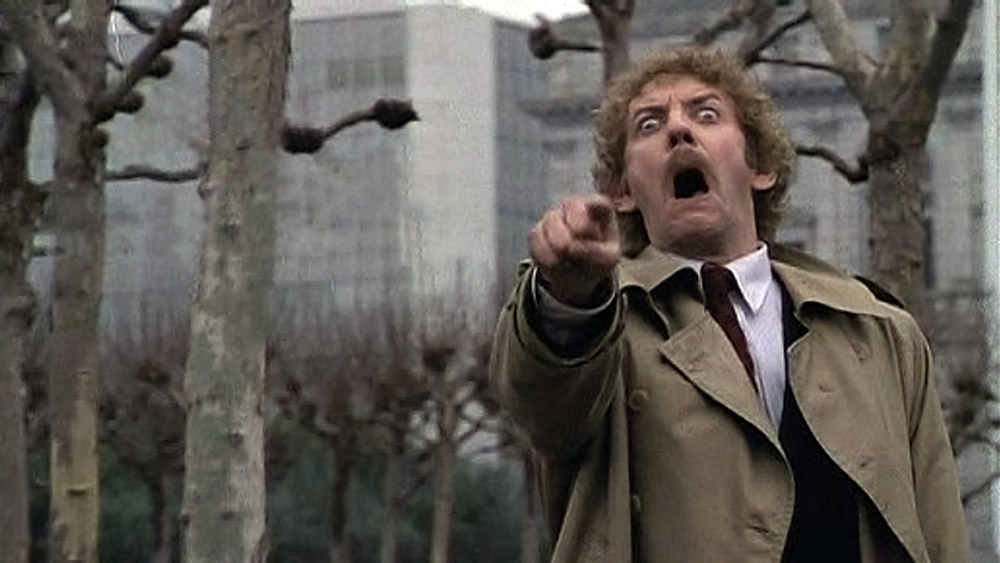Fig. 5: En ikonisk indstilling fra afslutningen af Philip Kaufmans Invasion of the Body Snatchers (1978). Den ikoniske afslutningsscene i Kaufmans remake er forskellig fra afslutningen i Don Siegels oprindelige film fra 1956.