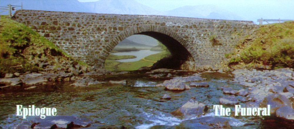 Fig. 1: Det er muligt at lade tankerne forsvinde i landskabernes dybde og dvæle ved det, der gik forud i filmen.