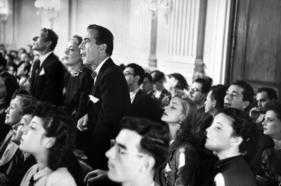 Fig. 5: Humphrey Bogart som tilskuer ved HUAC-høringerne.
