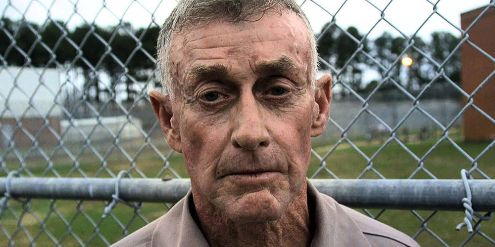 Fig. 5: Livet bag tremmer har taget hårdt på Michael Peterson, der i 2003 blev dømt for mordet på sin hustru.