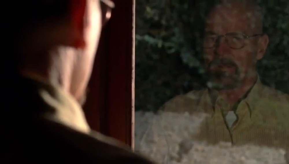 Fig. 11: Mirror motifs and low-key lighting are both reminiscent of noir-films and tell us that Walter White has a dark side.