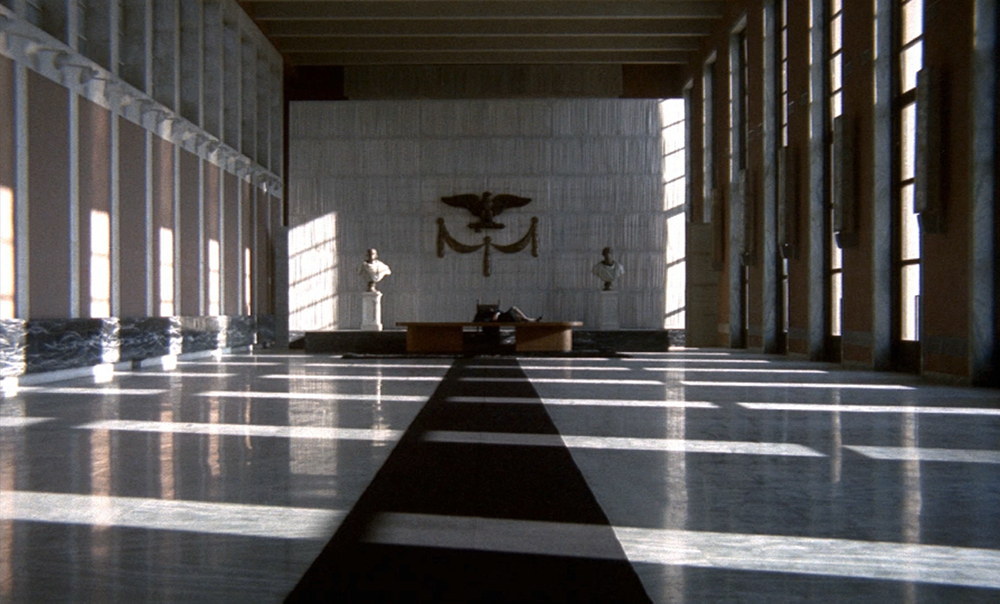 Fig. 16: Another shot from Il conformist which is directly mirrored in the opening of Better Call Saul.