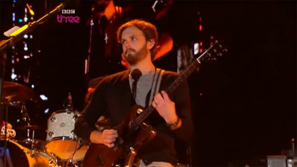 Fig. 5: Kings of Leon har en virkeligt dårlig dag på kontoret.