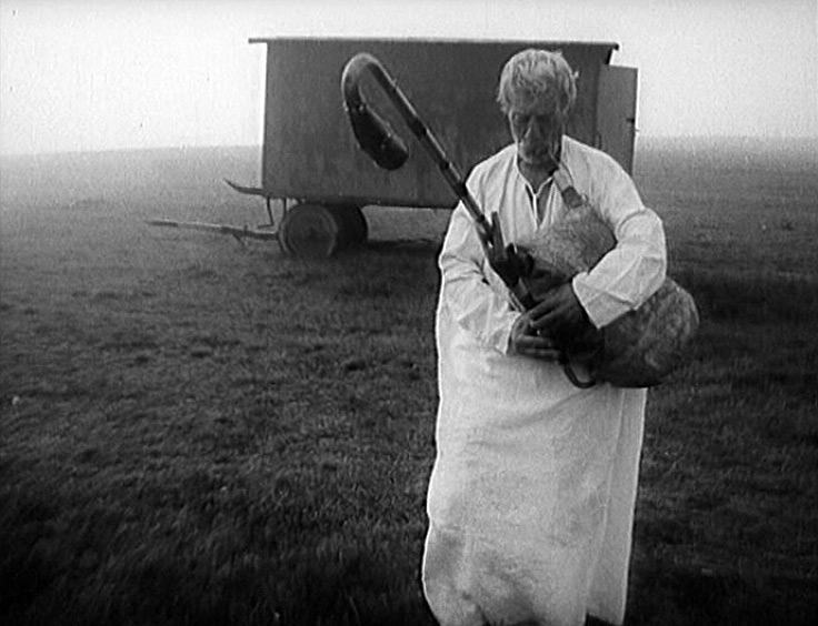 Fig. 12: Pictures of the Old World (dir. Dušan Hanák, 1972). Shepherds are still a common sight in the Slovak highlands, and Hanák deromanticizes this trope in this particular scene with a lonely alcoholic shepherd.
