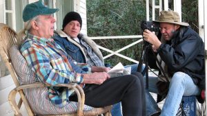 Fig. 3: Bernard Shakey a.k.a. Neil Young in action under optagelserne til album-film Greendale i 2003.