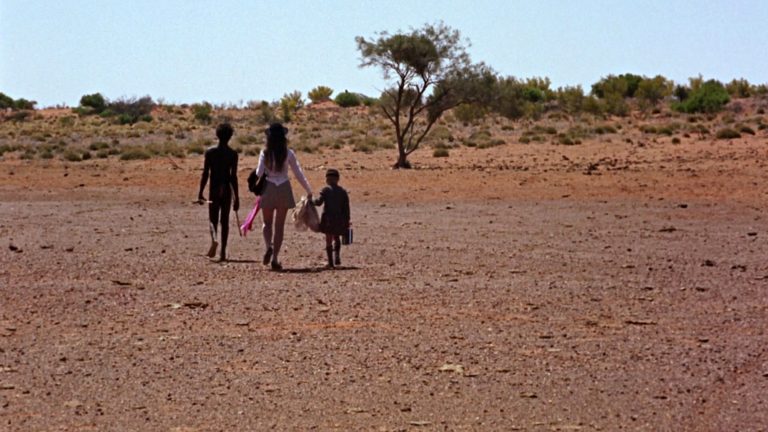 Australiens gotiske hjerte: Dødsdruk, selvmord og forsvindinger i 70’ernes Outback
